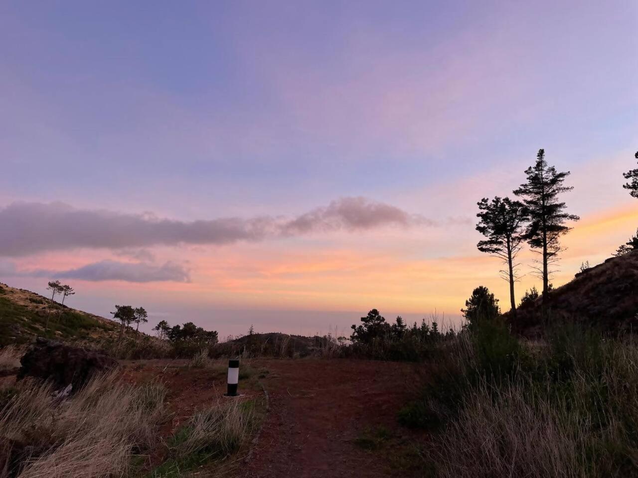 Mountain Eco Shelter 3 Otel Corujeira de Dentro Dış mekan fotoğraf