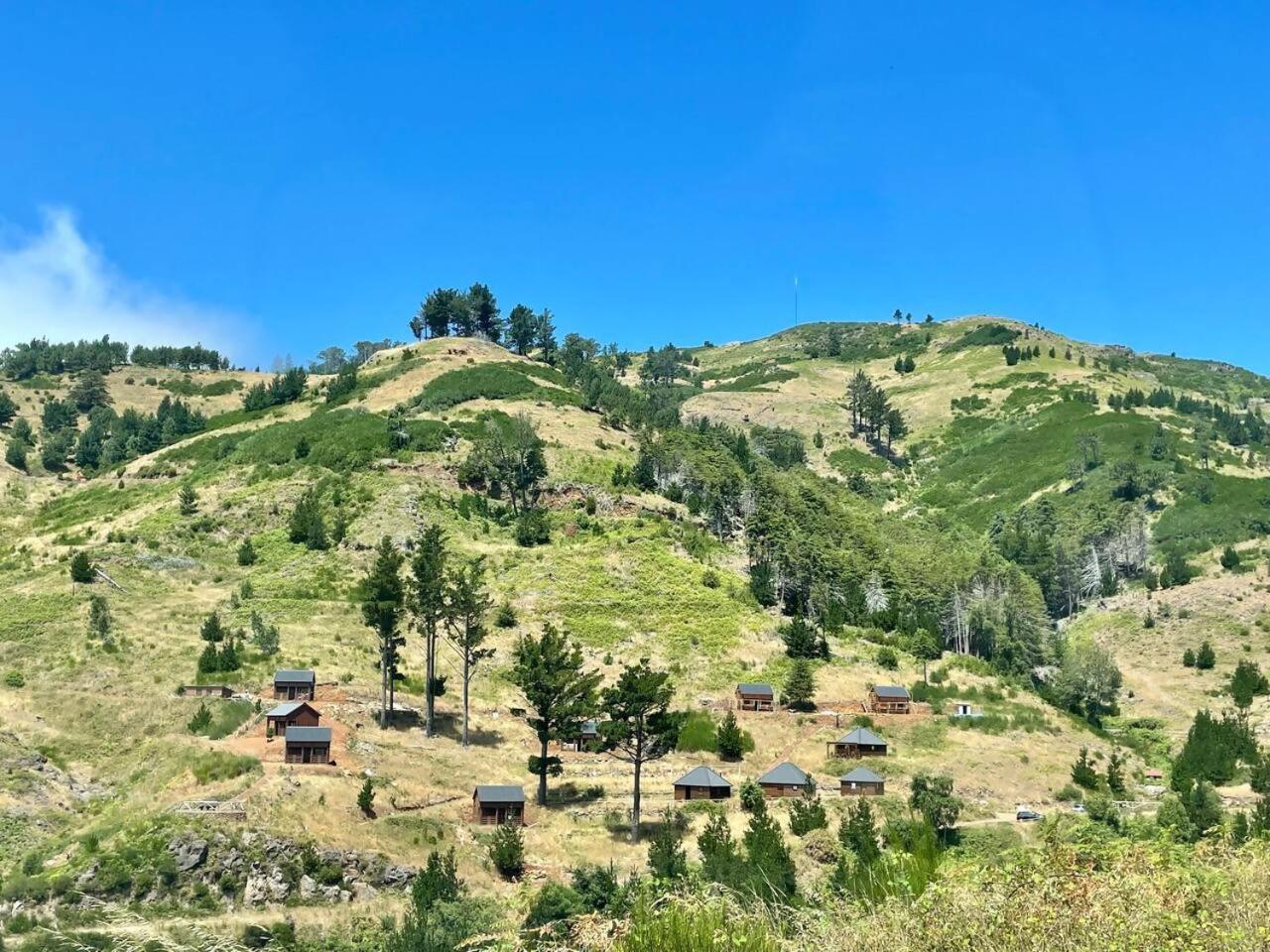 Mountain Eco Shelter 3 Otel Corujeira de Dentro Dış mekan fotoğraf